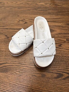 Tyche white leather quilted sandals